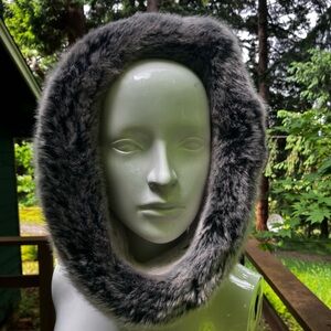 Chic Gray Faux Fur Hooded Scarf